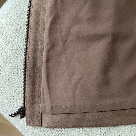 BCBGMaxazria Kahli Faux Suede Brown Mini Skirt, Size Small - Picture 6 of 10